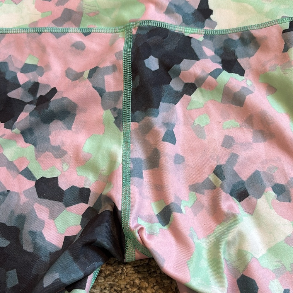 Lululemon High Times leggings size 6 - Picture 7 of 7
